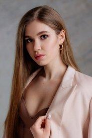 Анастасия Гладилина