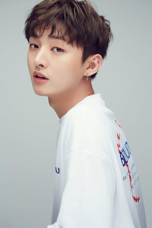 윤지성