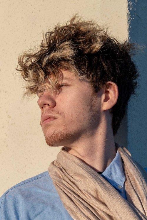 Zander Bell
