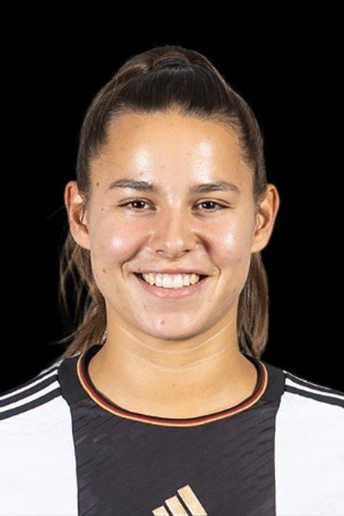 Lena Oberdorf