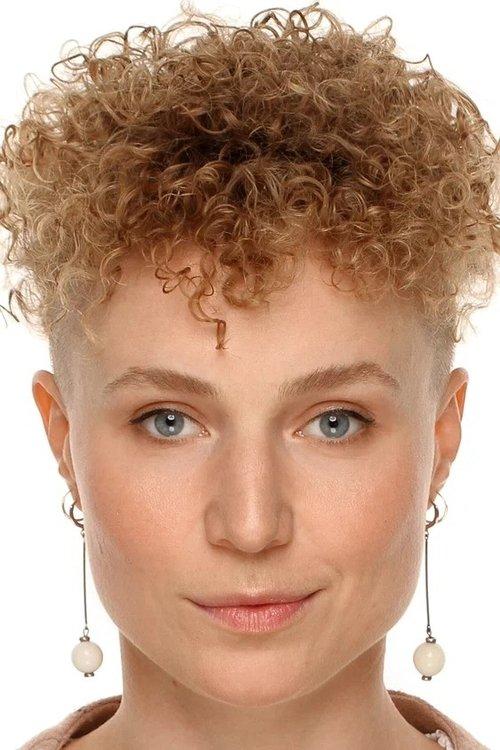 Елена-Александра Авдонина