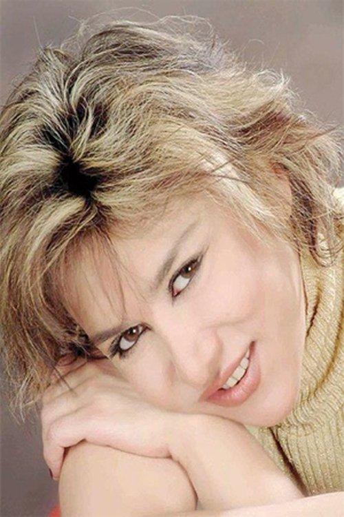 غادة الشمعة