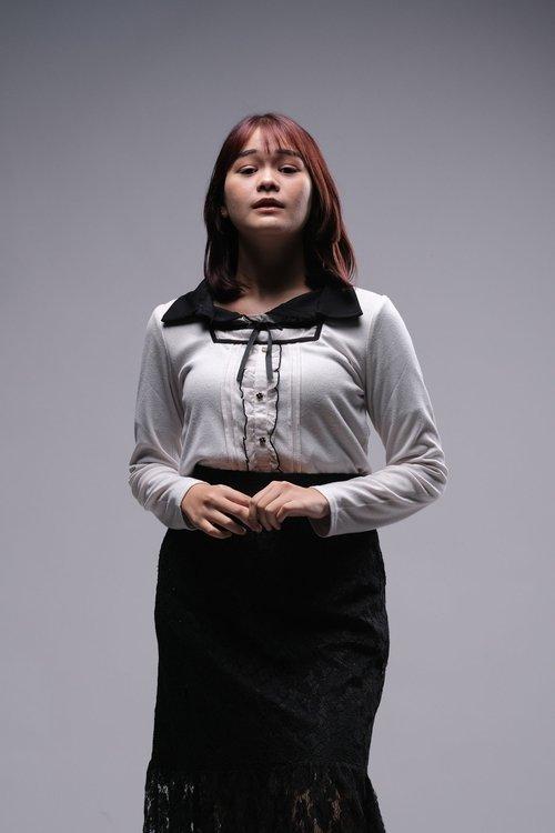 Devina Laura