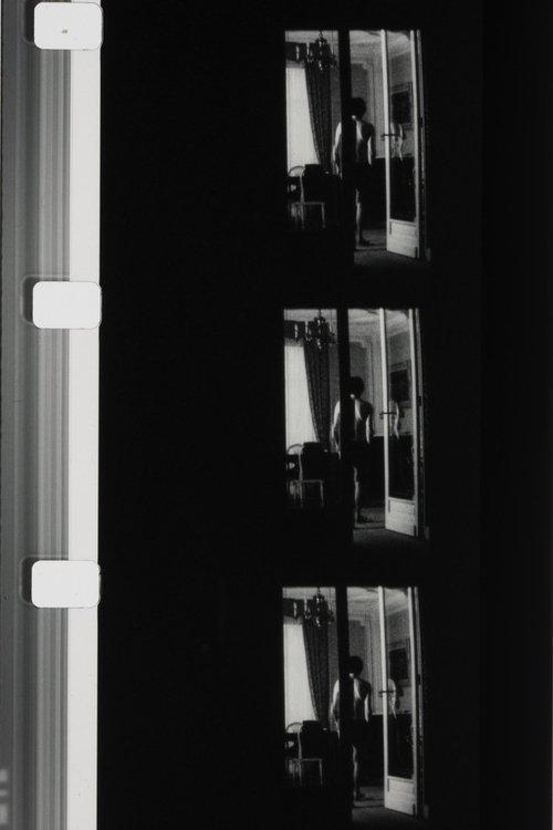 Autoportrait en blanc et en noir