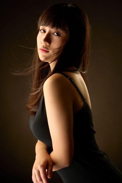 何洛瑤