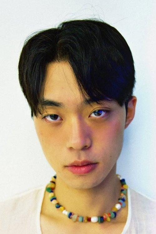 감동민